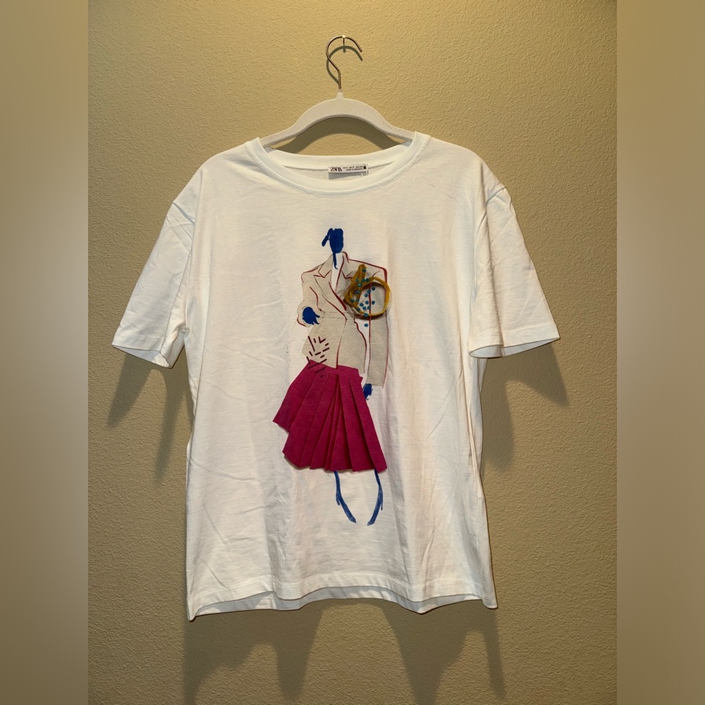 NWT ZARA GRAPHIC SHORT SLEEVE TSHIRT